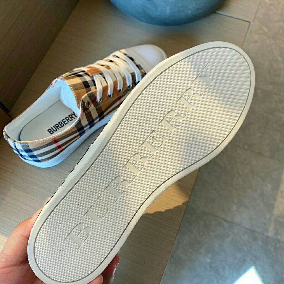 T12 Burberry New Plaid Letter Vulcanized Color Matching Casual Board Shoes Canvas Shoes Lace Up Wome