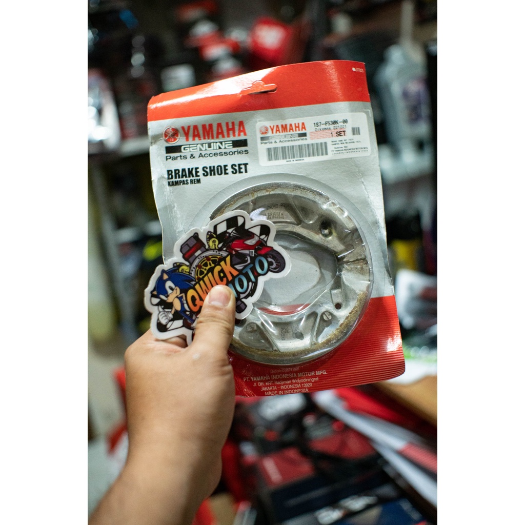 yamaha bike brake shoe price