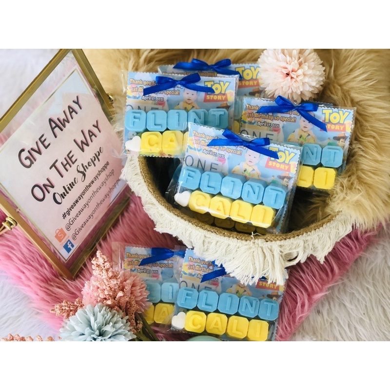 Customized Letter Soap for Any Occassion, Birthday, Debut,Wedding ...