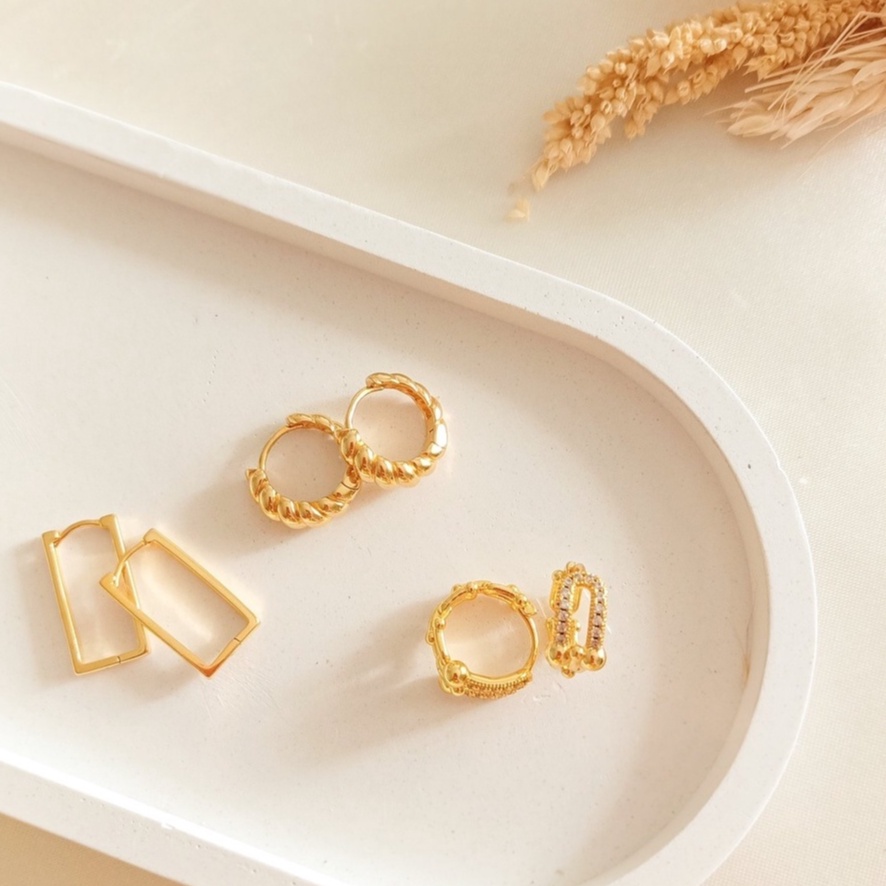 Neutrals.mnl - (Non Tarnish) Minimalist Hoops - Croissant / Rectangle ...