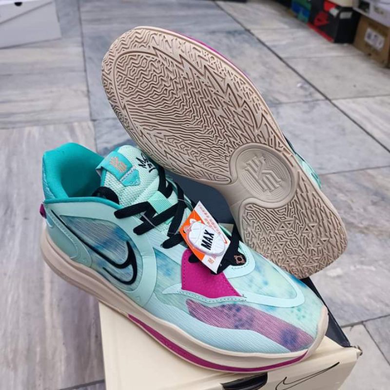 Nike kyrie 5 uomo on sale argento