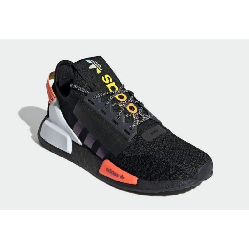 adidas Originals NMD R1. V2 UNISEX - Trainers - core black