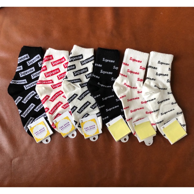 Supreme hotsell socks price