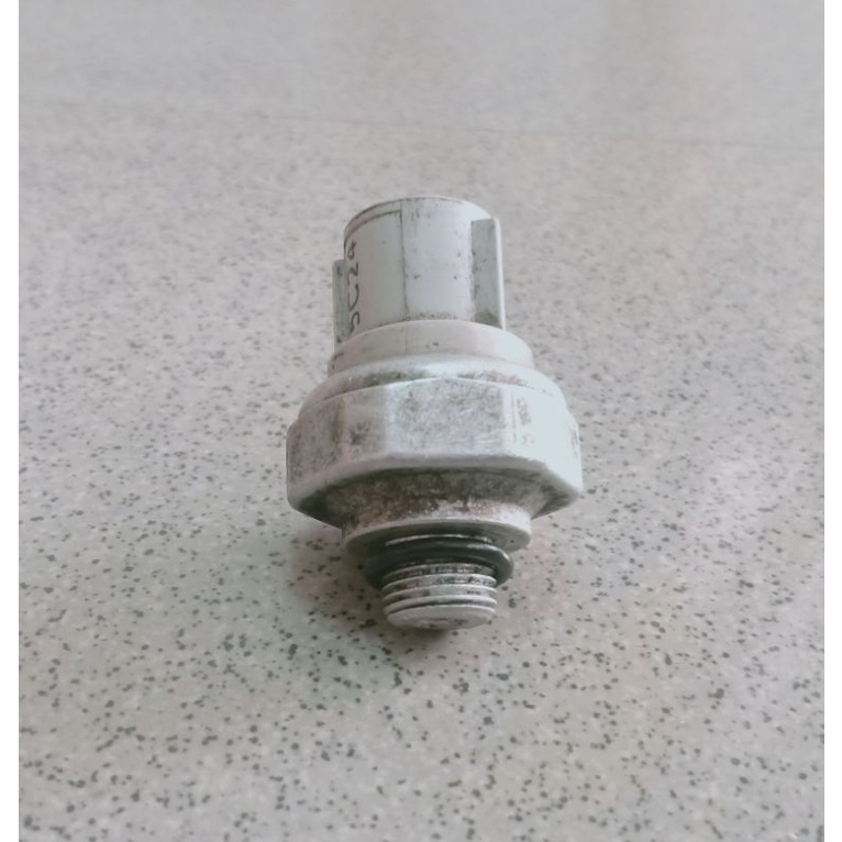 GENUINE HONDA CIVIC oil pressure switch Shopee Philippines