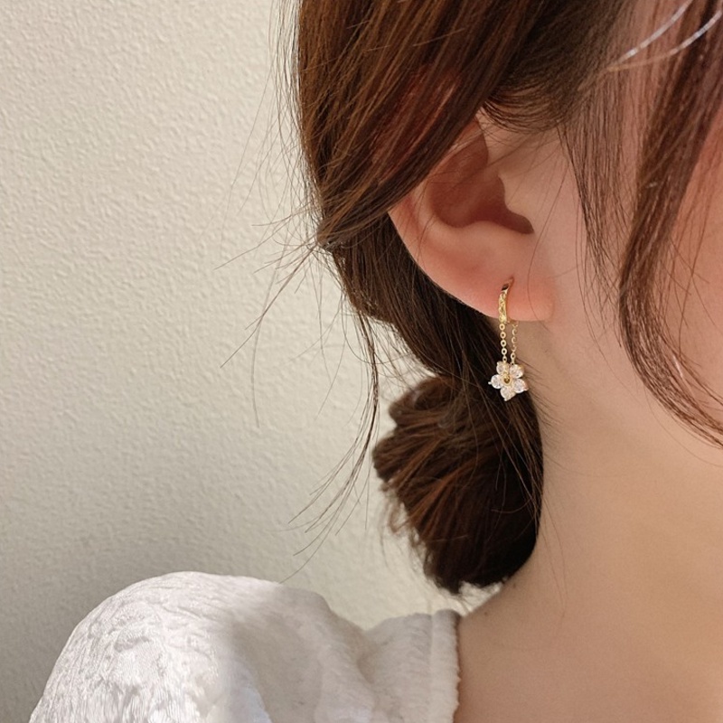 Dangling deals earrings shopee