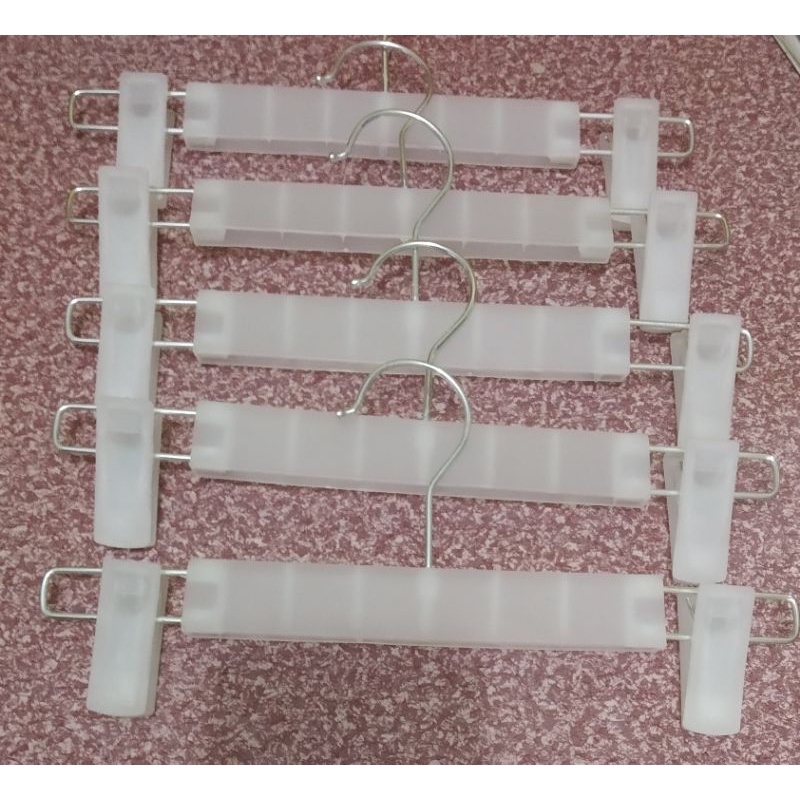 Plastic clip hanger (10pcs) | Shopee Philippines