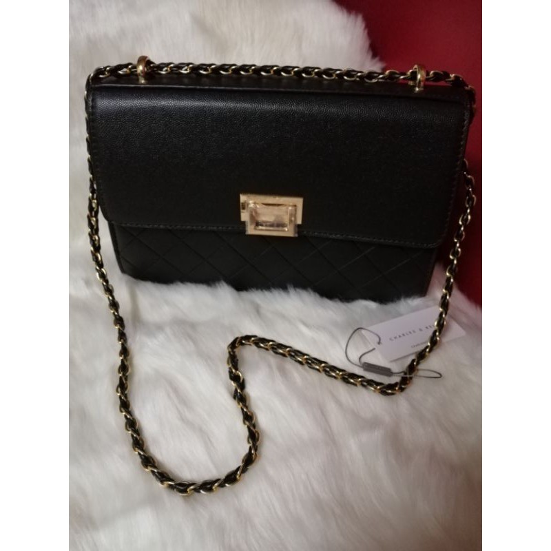 CHARLES AND KEITH QUILTED CHAIN SHOULDER AND SLING BAG Shopee