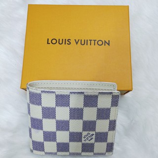 60223 LV high end mens wallet(With box)