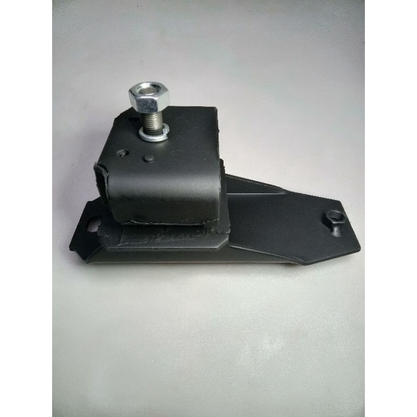 Engine Support for 4HF1/NKR (Left Side) | Shopee Philippines