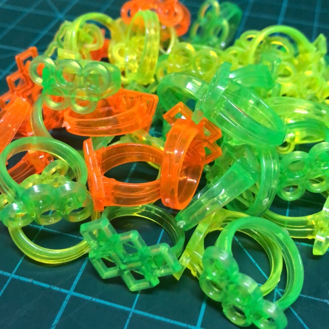 Plastic hot sale toy ring