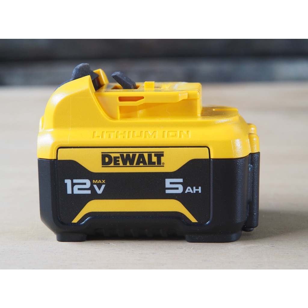 DeWalt DCB126 12V MAX* 5.0Ah Lithium Ion Battery (December 2021 Date
