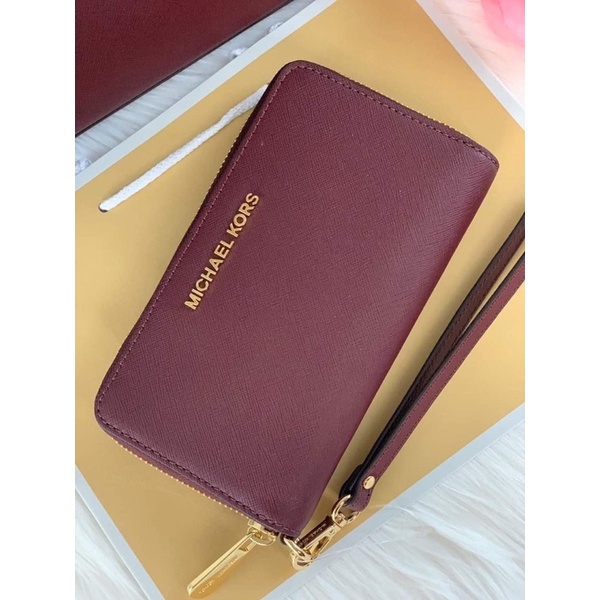 Maroon on sale mk wallet