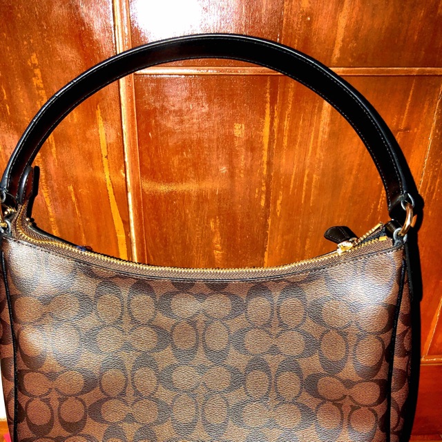 Coach hobo bag outlet price