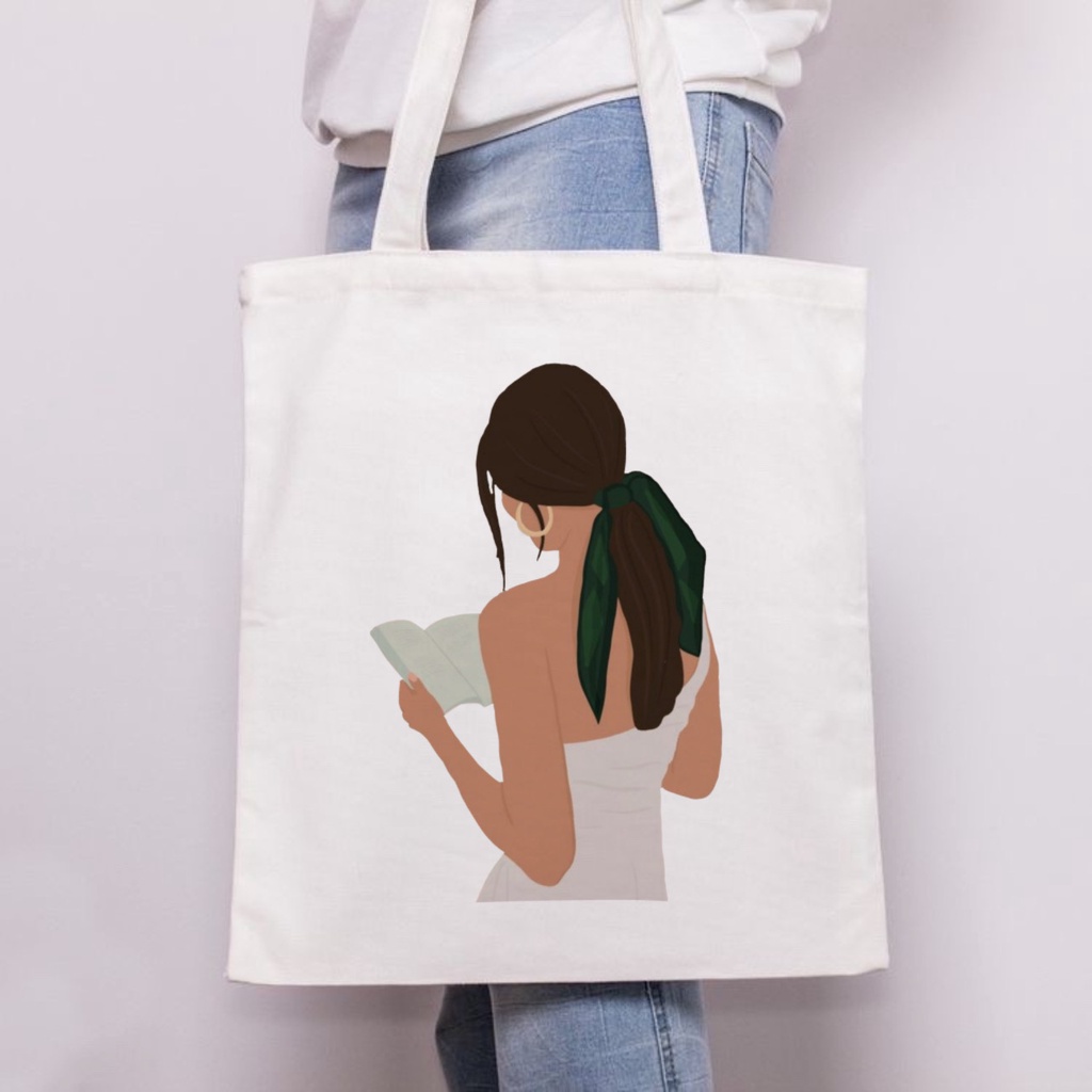 Shop: Minimalist Aesthetic Tote Bag Designs