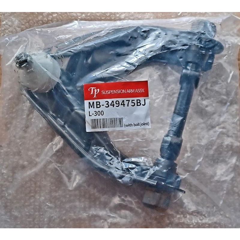 Suspension upper arm assembly with Ball joint Lh/Rh For Mitsubishi L300