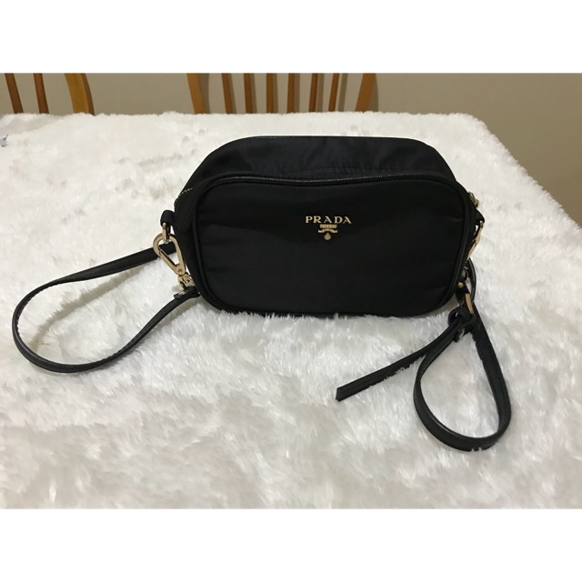 Prada deals vip bag