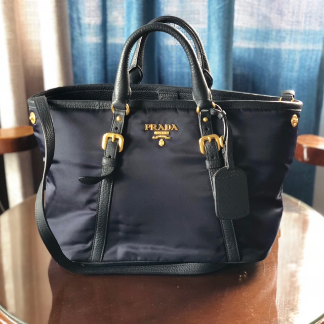 Prada hand bag BN1841 Authentic