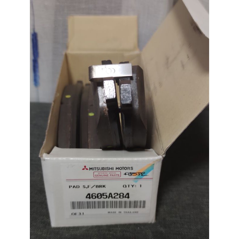 Brake pad Montero Gen 2 Original Mitsubishi 4605A284 Shopee Philippines