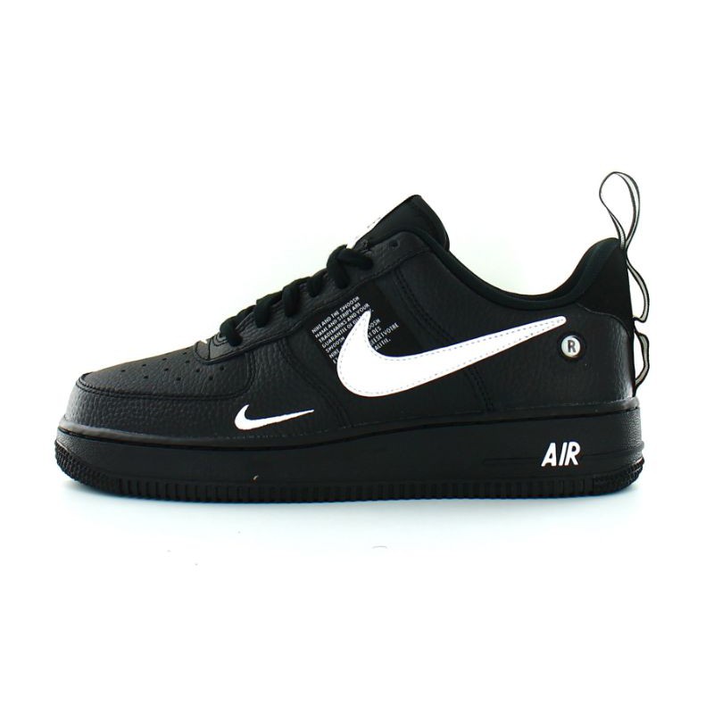 Nike air force 2025 2 black and white