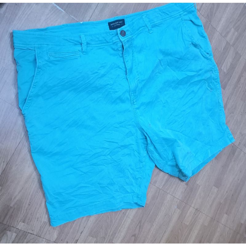 American eagle slim hot sale fit shorts