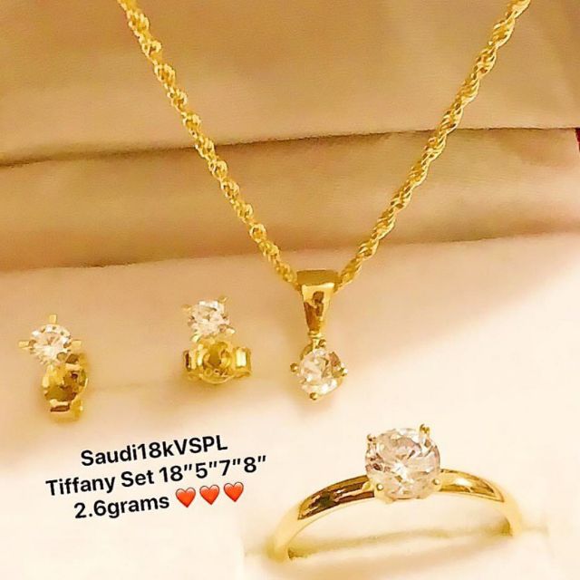 18k gold set deals jewelry