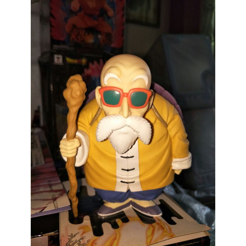 Master roshi pop store figure