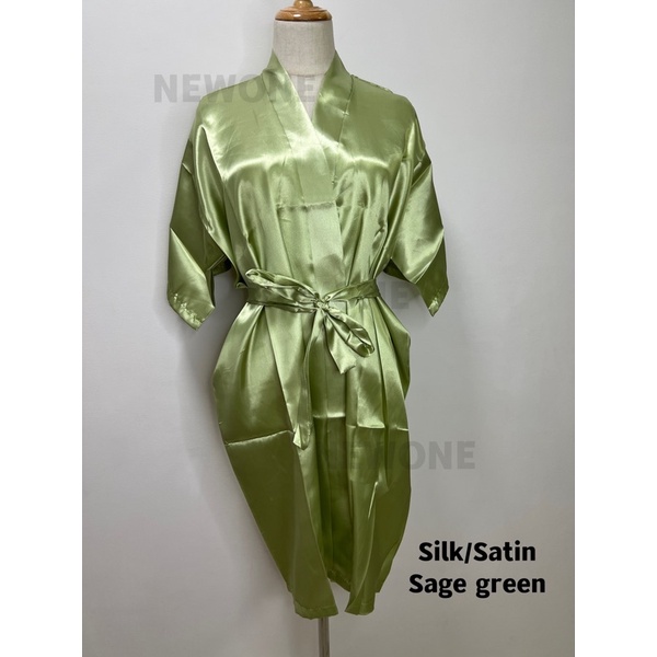 𝙉𝙀𝙒𝙊𝙉𝙀 𝙎𝙩𝙪𝙙𝙞𝙤 ® Silk Robe / Sleep Wear / Wedding / Bride / Bridesmaid ...