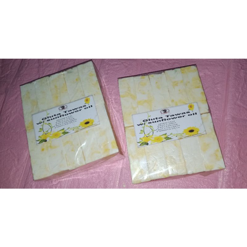 BB.beauty 1kg GlutaTawas with Sunflower Oil bar soap 10 pcs per pack