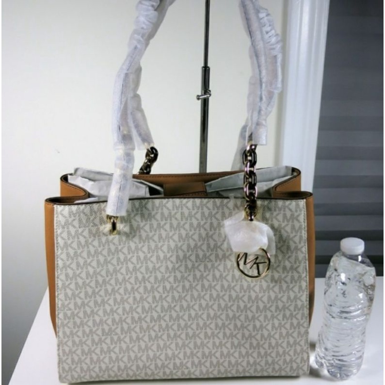 Michael kors sofia bag hotsell