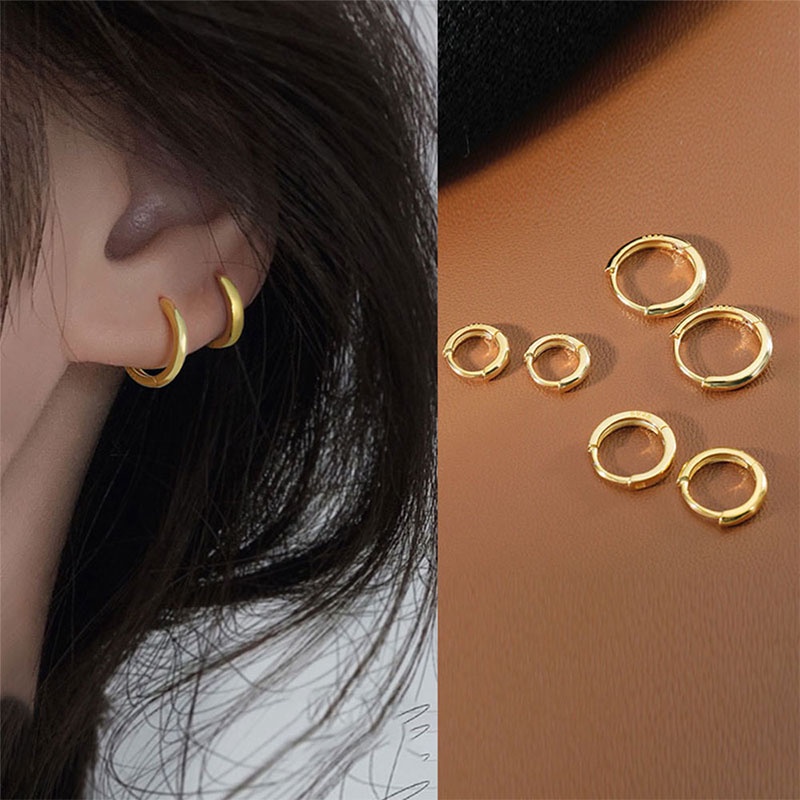 Gold hot sale circle studs