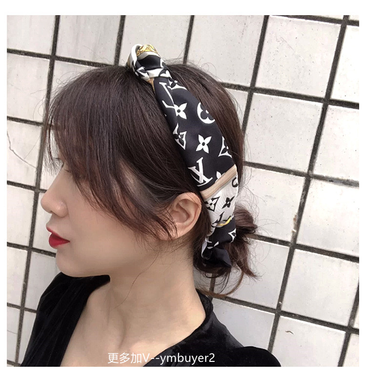 Louis Vuitton Headband 