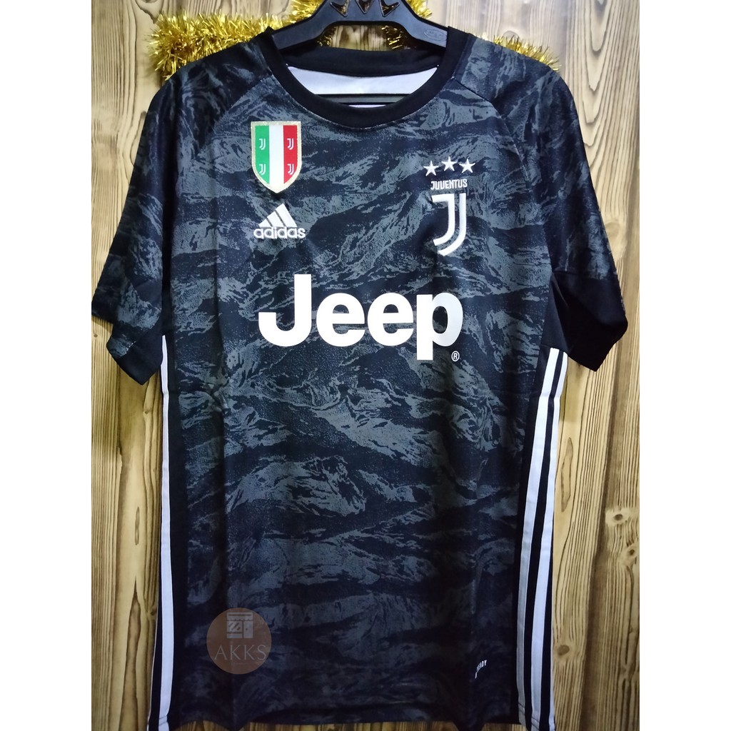 Juventus hot sale tiger kit