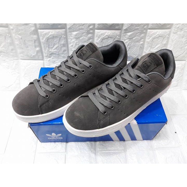 Stan smith hotsell adidas gamuza