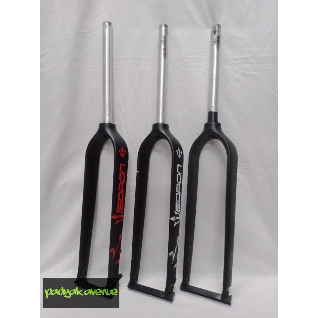 Weapon store carbon fork