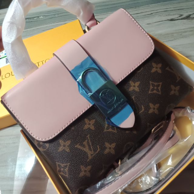 Lv body bag (top grade)