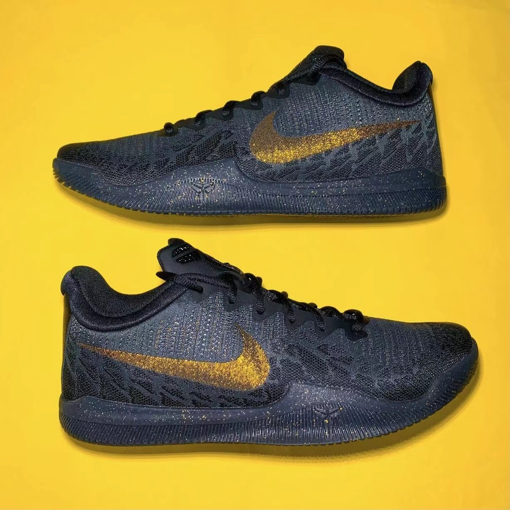 Big Discount!!!Kobe 11 basketball shoes sneakers for men with spike