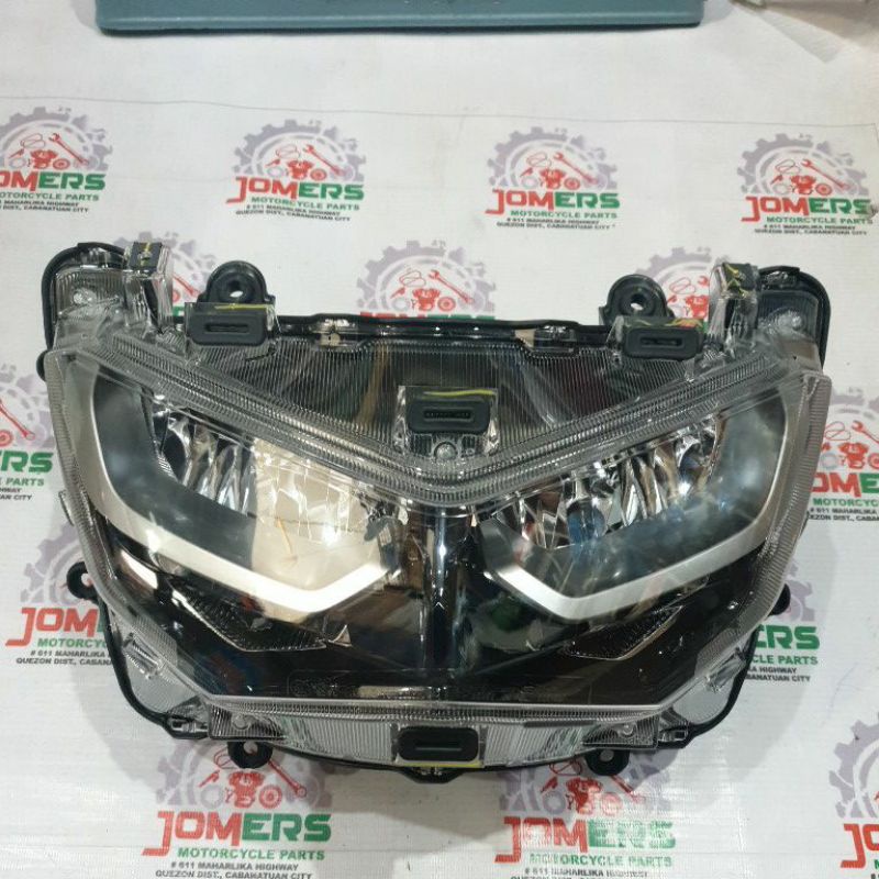 NMAX V1 - V2 HEADLIGHT ASSY GENUINE ( mel ) 2DP-H4300-00-00 / B6H-H4300 ...