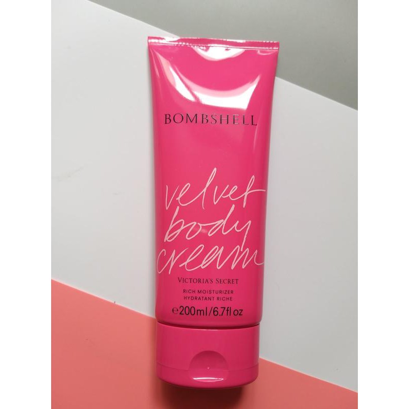 Victoria secret bombshell discount velvet body cream