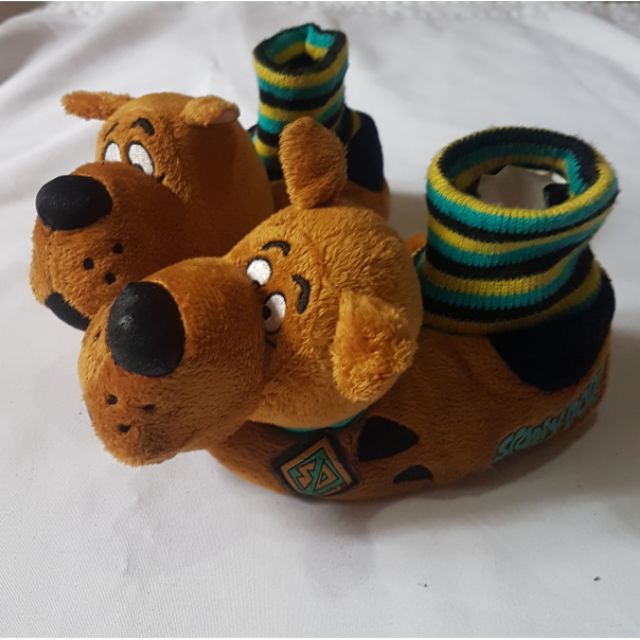 Scooby doo best sale slippers for adults