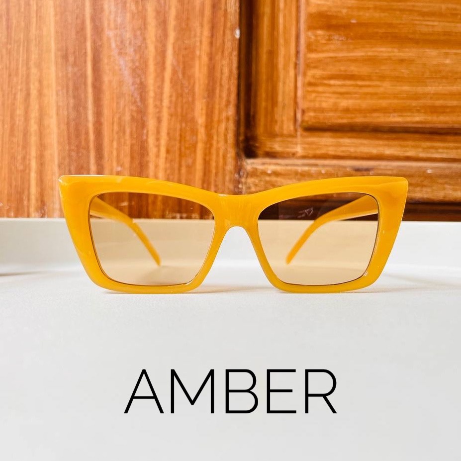 [FAST SHIPPING] Heart Evangelista Sunglasses Sunglass Cats Eye Eyewear