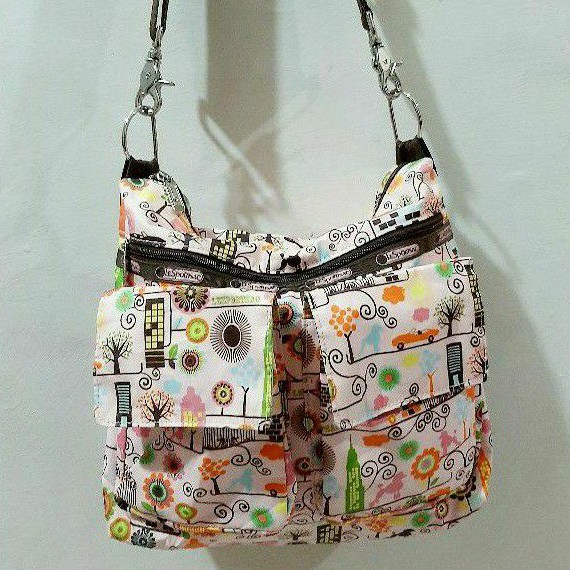 Lesportsac 2024 sling bag