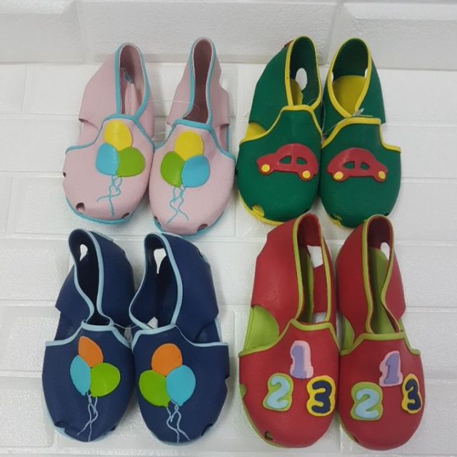 Baby store rubber slippers