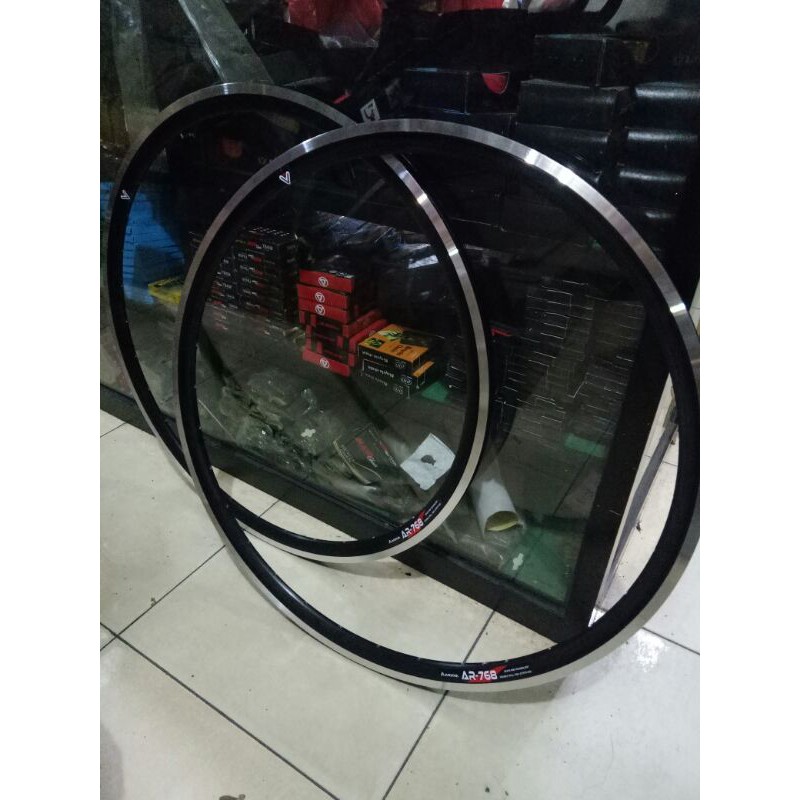 Araya brand bicycle rims or rims size 700c (622) Ar 768 alloy break ...