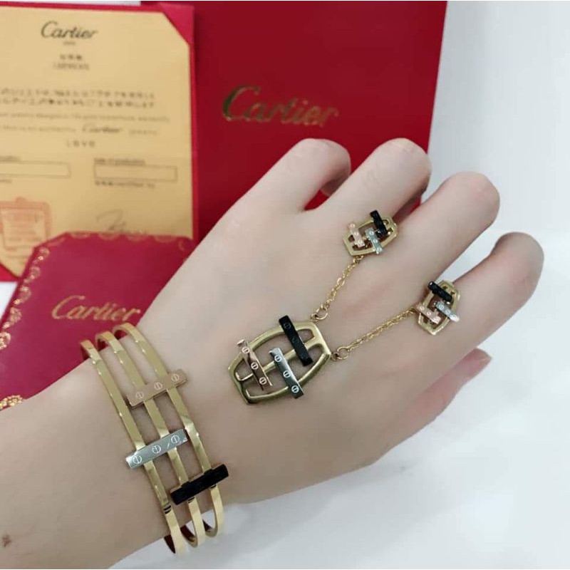 Cartier Set with box Men s and Women s Accessories