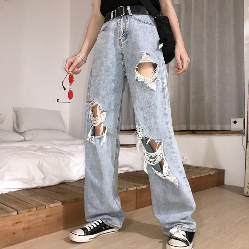 Loose deals ripped jeans