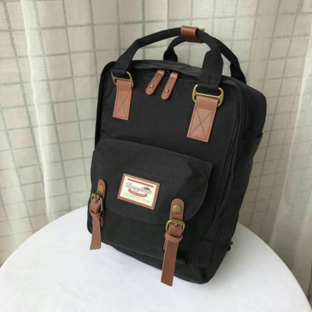 Black hotsell doughnut backpack