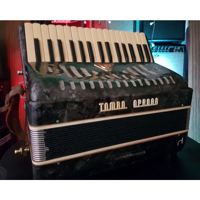 TOMBO SOPRANO トンボ アコーディオン320 - 鍵盤楽器