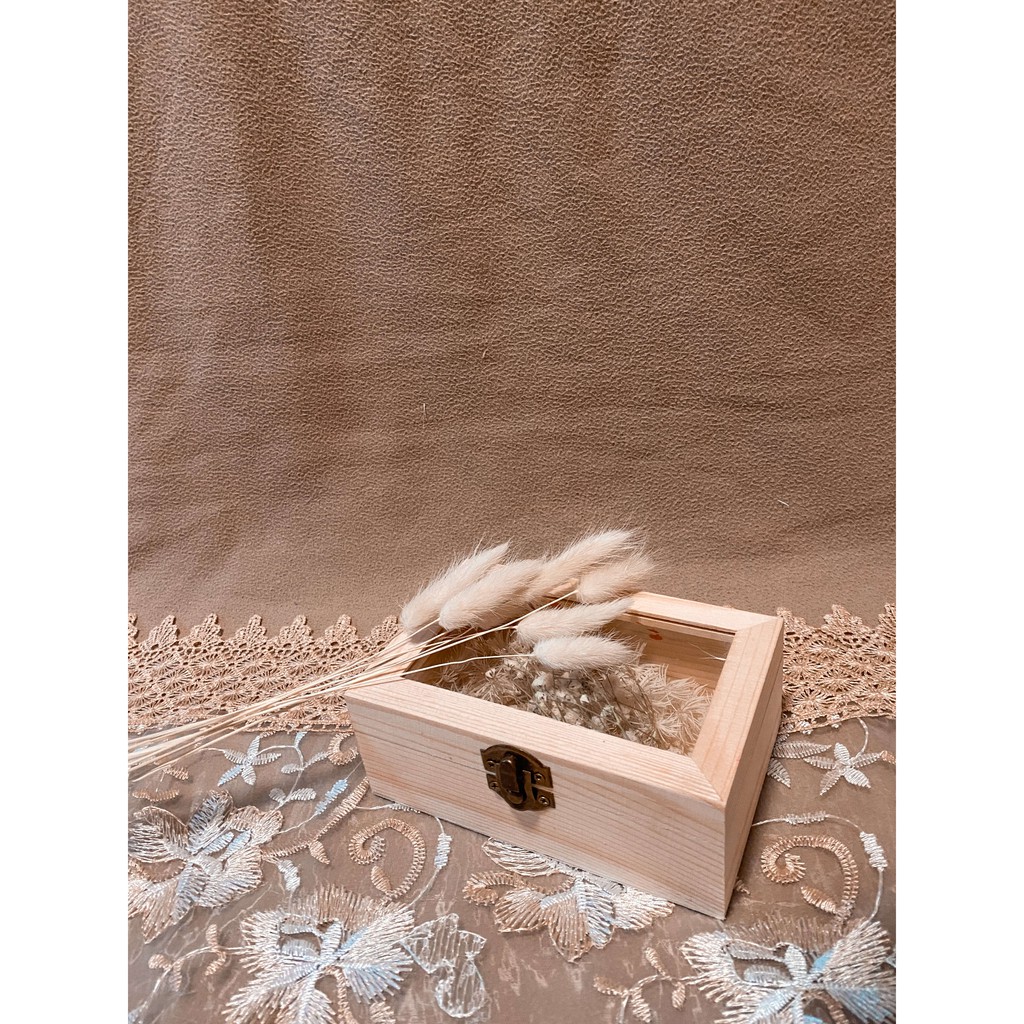 Vintage Wooden Rectangle Box of Dried Flowers with Lock | Shopee ...