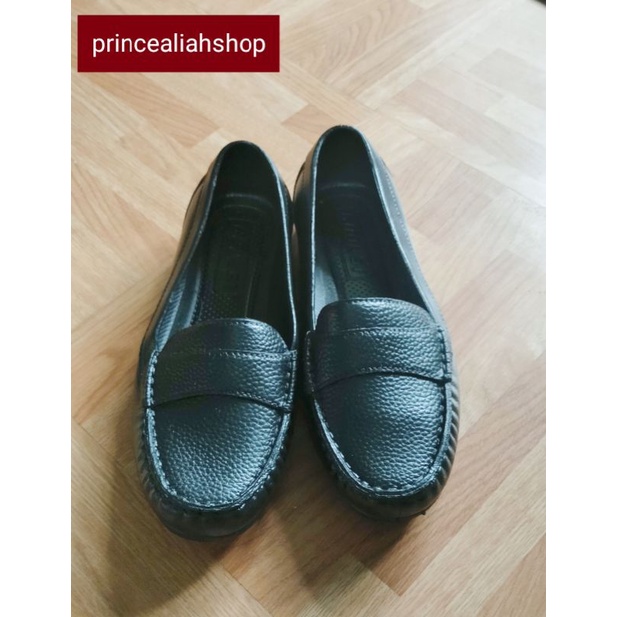 Black sales splasher shoes