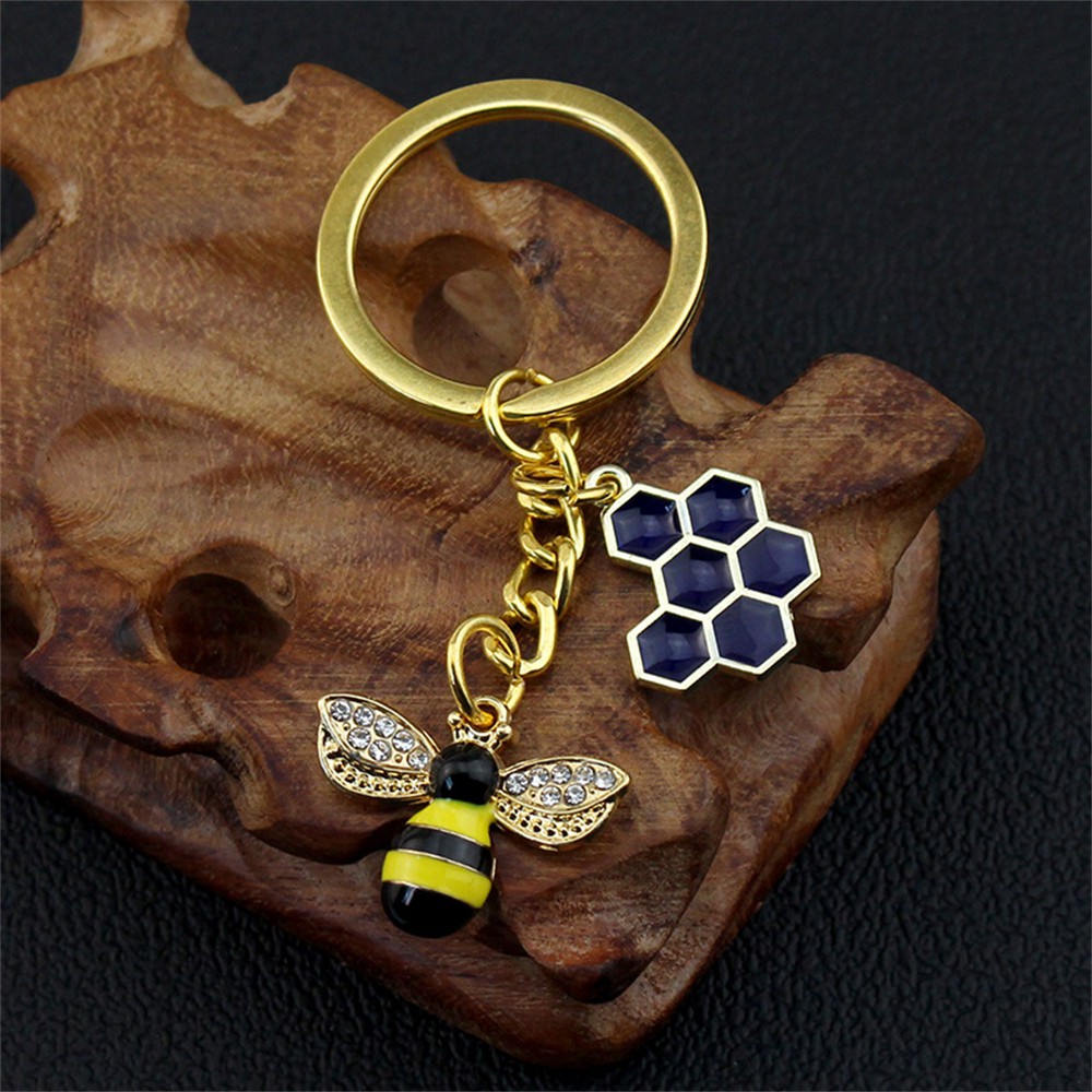 Cute Insect Enamel Bee Keychain Fashion Geometric Honeycomb Bee 3D ...